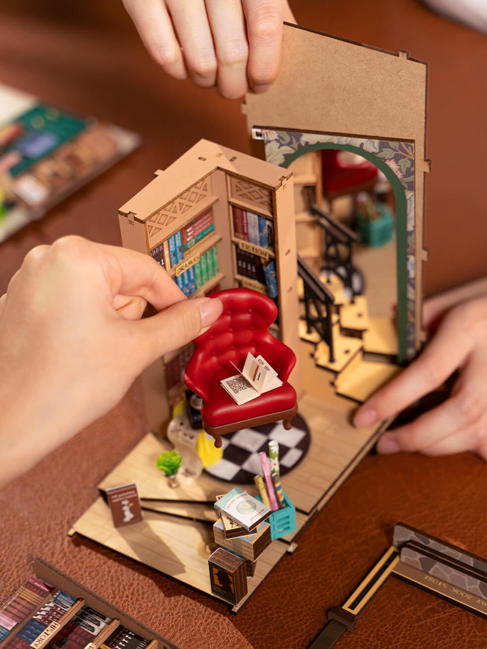 Roombox - RDS008e - Bookstore (194pcs)