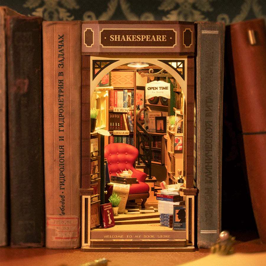 Roombox - RDS008e - Bookstore (194pcs)